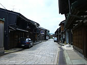 金屋町（千本格子の家並み）